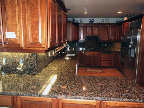 baltic brown granite tile kitchen