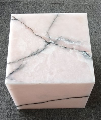Plinths Onyx ורוד