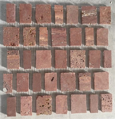 אריחי פסיפס טרוורטין נפגעו